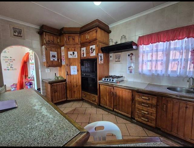 3 BEDROOM HOUSE FOR SALE IN VANDERBIJLPARK CE 5